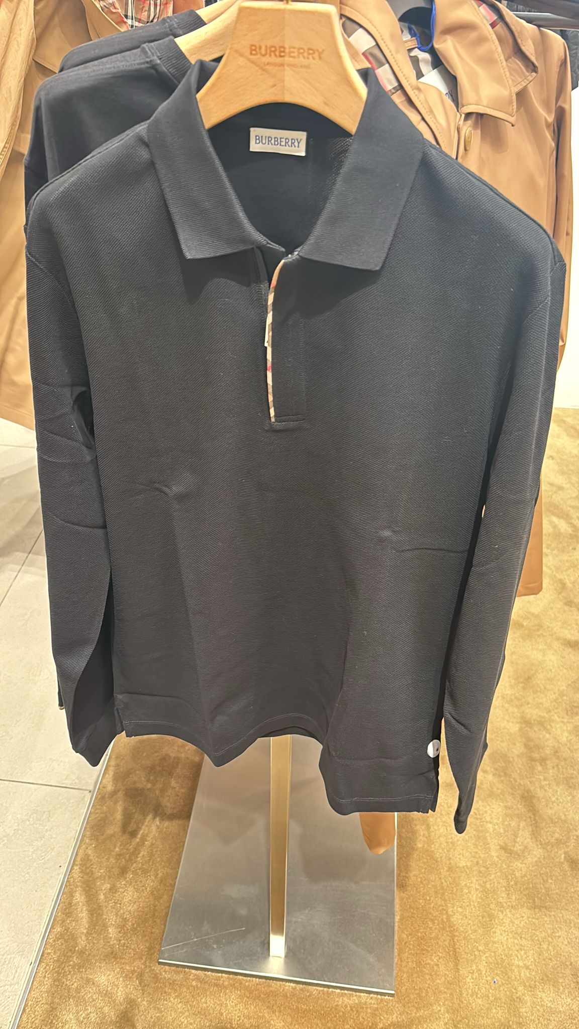 Polo Hombre Negro Manga Larga