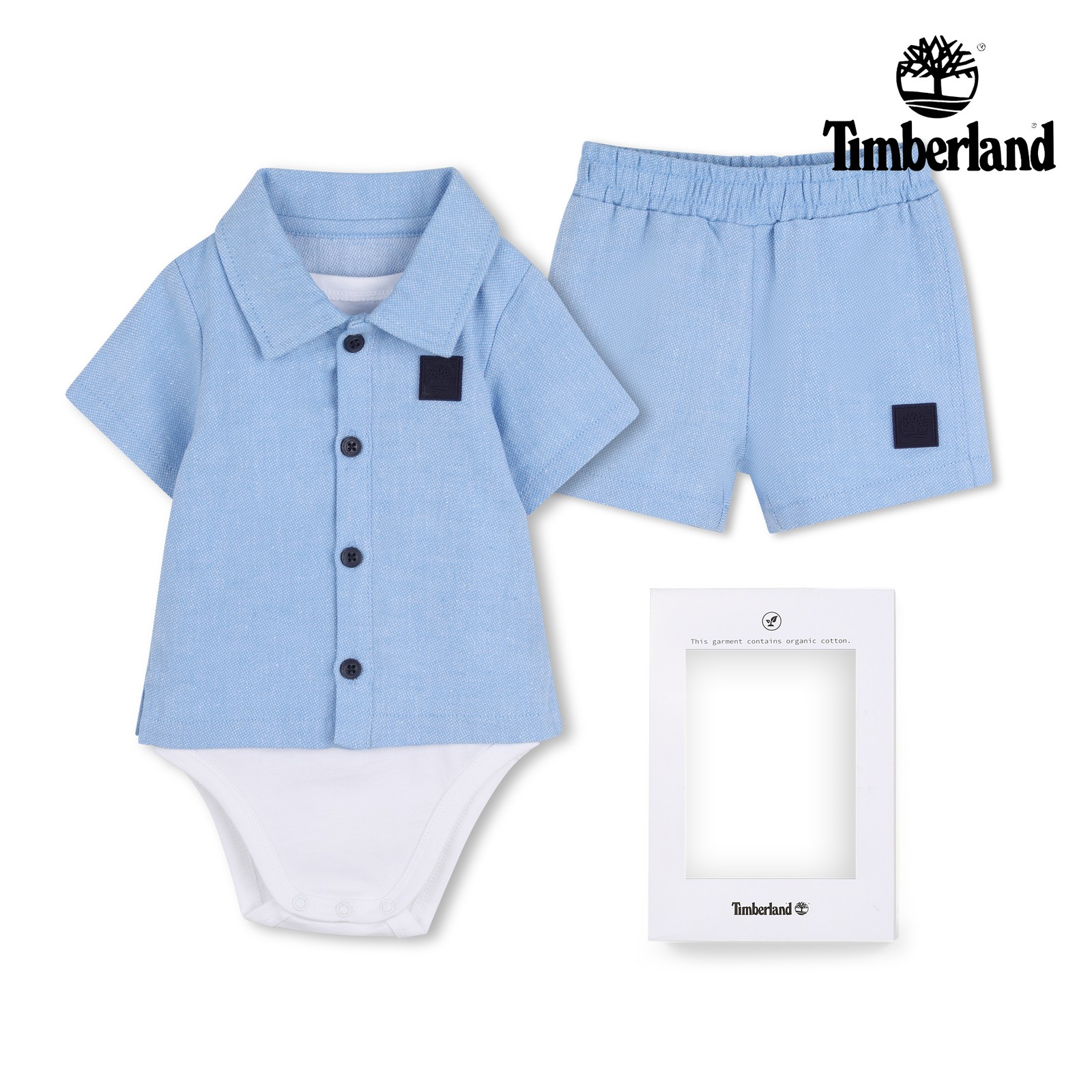 Conjunto de camisa y pantalón corto azul cielo