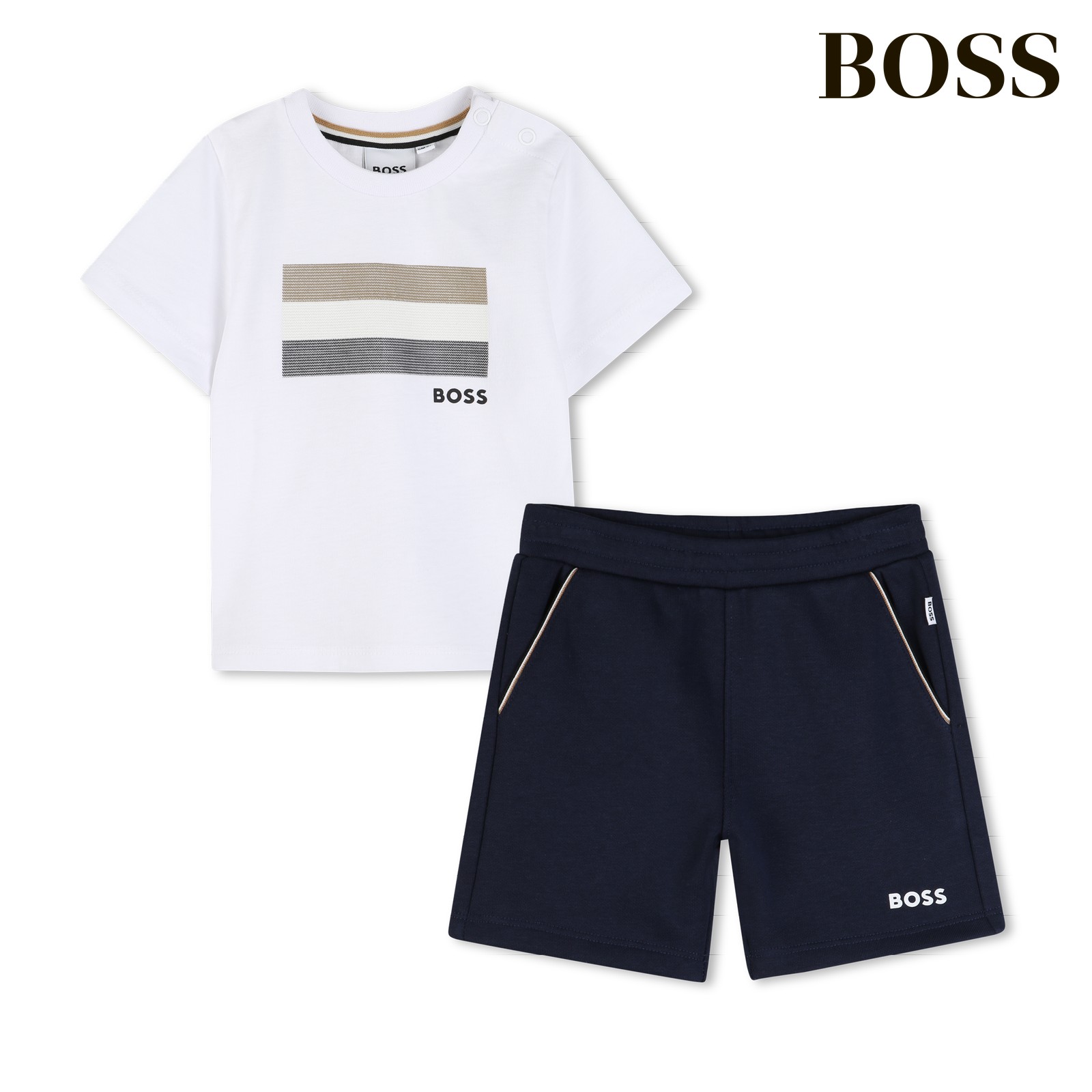 Conjunto de camiseta y bermudas marino