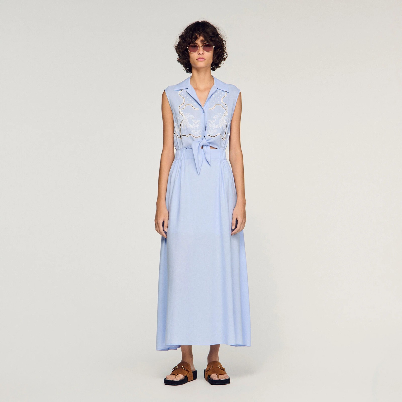 VESTIDO LARGO DE LINO BORDADO